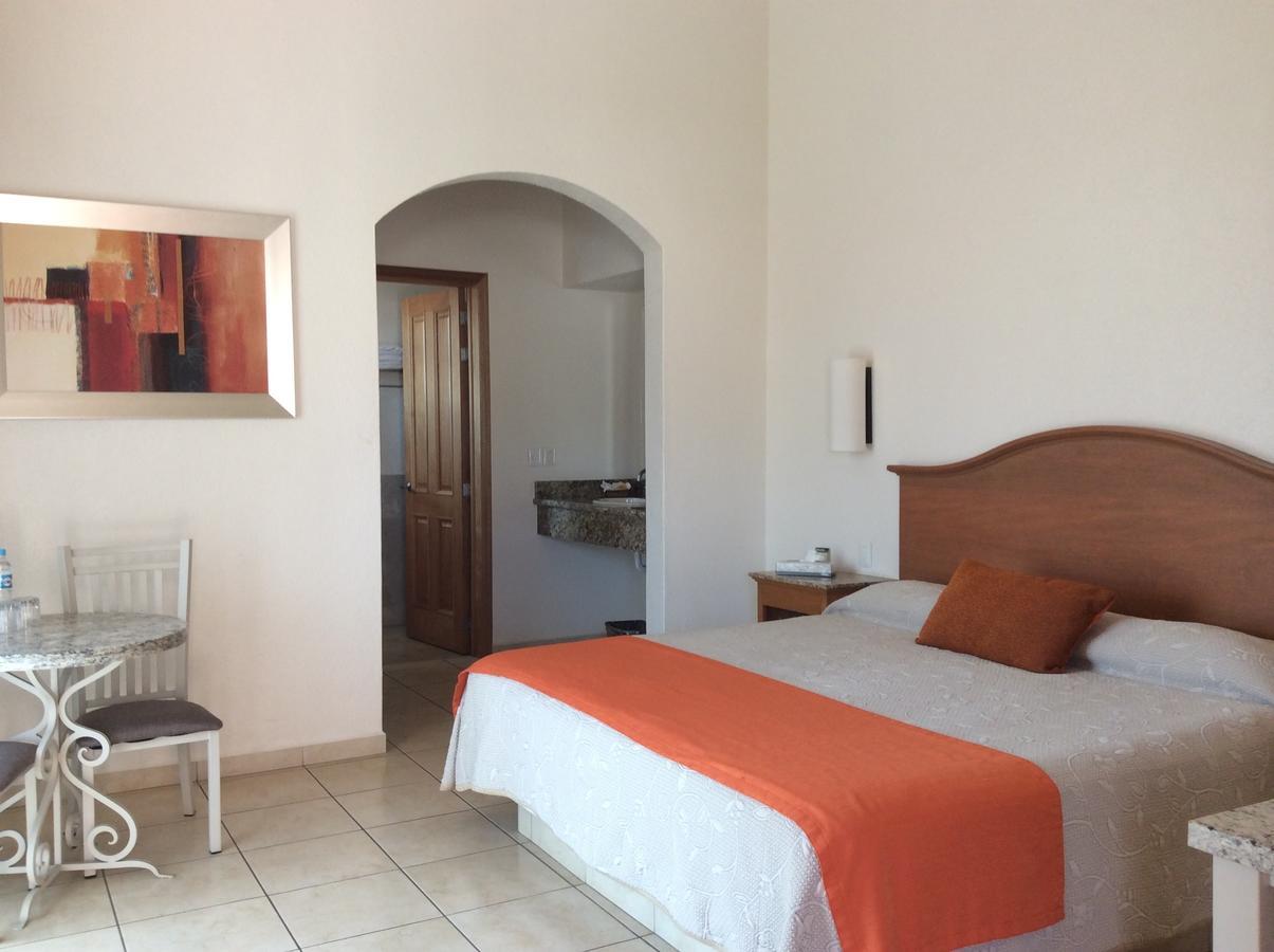 Hotel Fuerte Real Ciudad Guzman Δωμάτιο φωτογραφία